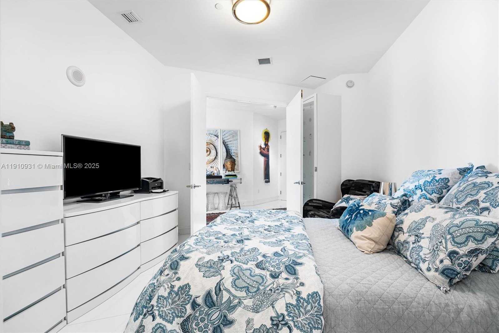 Small Image of 15811 COLLINS AVE #3107, Sunny Isles Beach Number 19