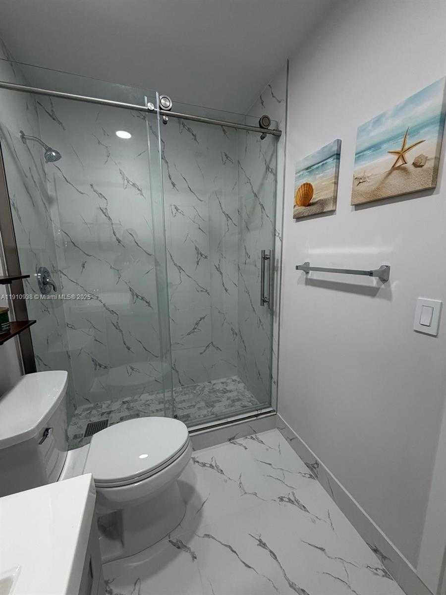 Small Image of 219 SOUTH BAY HARBOR DR #A, Key Largo Number 13