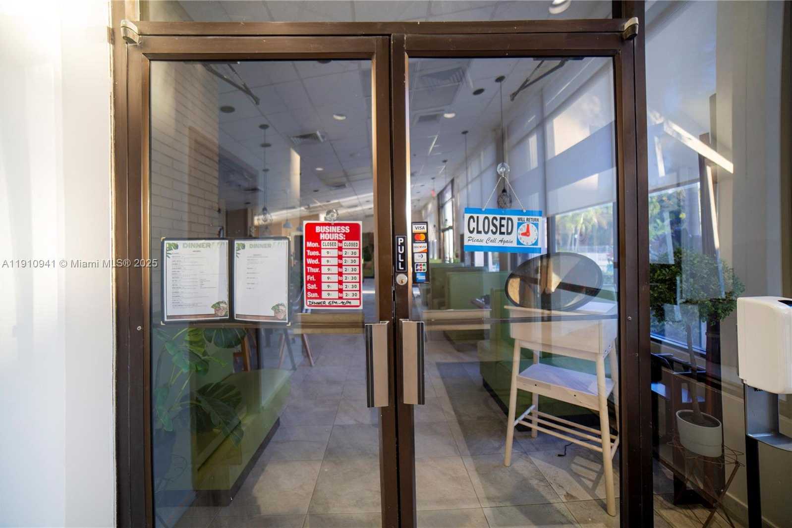 Small Image of 100 BAYVIEW DR #325, Sunny Isles Beach Number 73