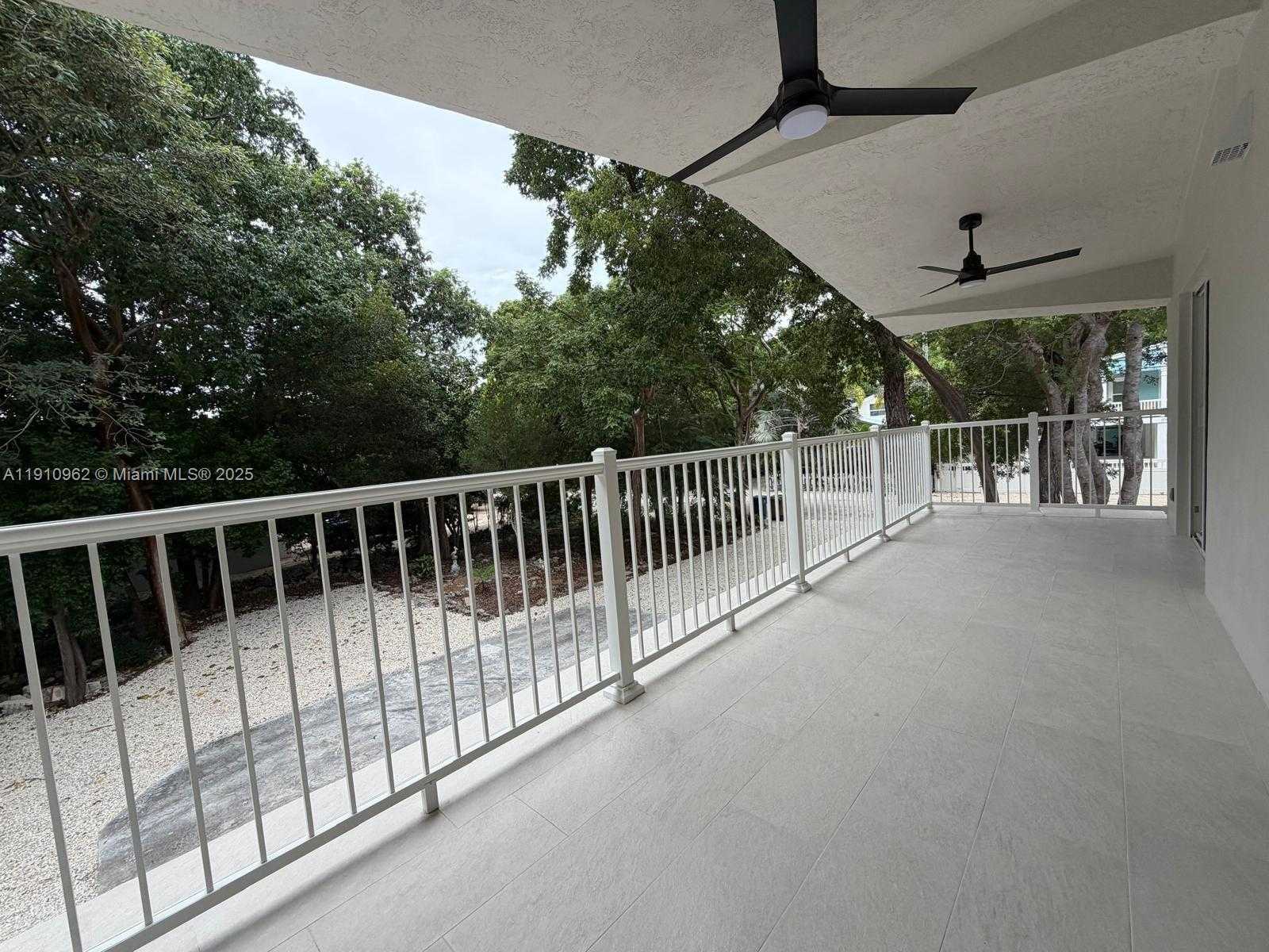 Small Image of 219 SOUTH BAY HARBOR DR #B, Key Largo Number 15