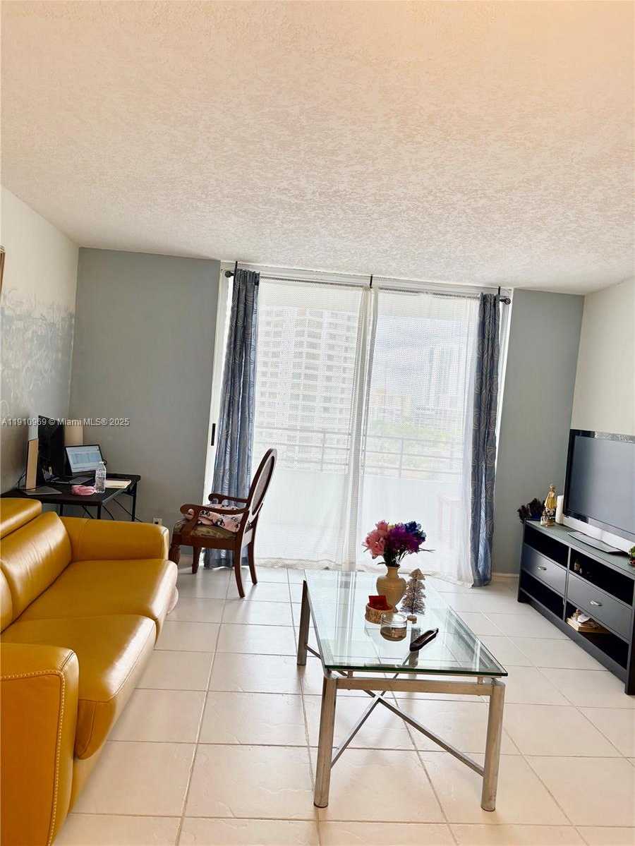 Small Image of 500 THREE ISLANDS BLVD #719, Hallandale Beach Number 3