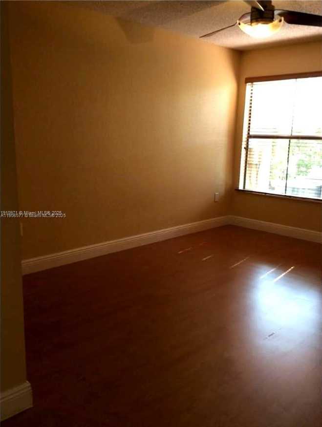 Small Image of 15689 SOUTH WEST 106TH LN #705, Miami Number 11