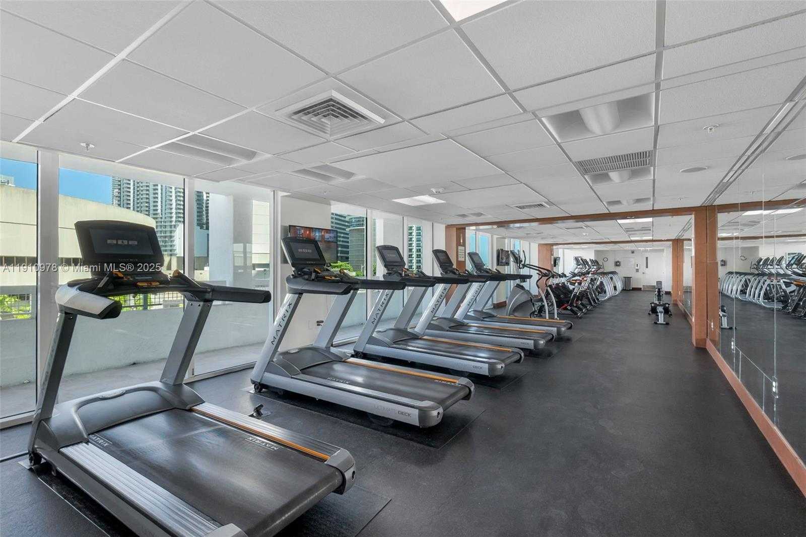 Small Image of 31 SOUTH EAST 5TH ST #901, Miami Number 42