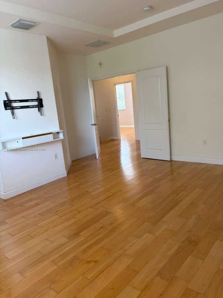 Small Image of 8666 NORTH WEST 114TH CT #8666, Doral Number 16