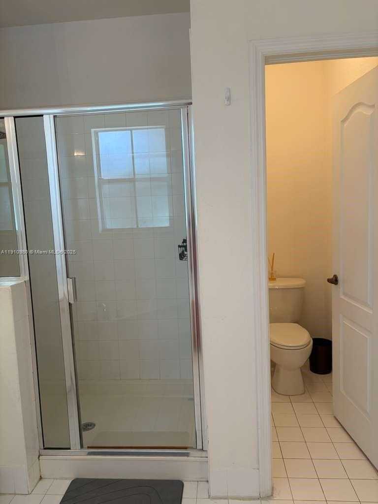 Small Image of 8666 NORTH WEST 114TH CT #8666, Doral Number 34