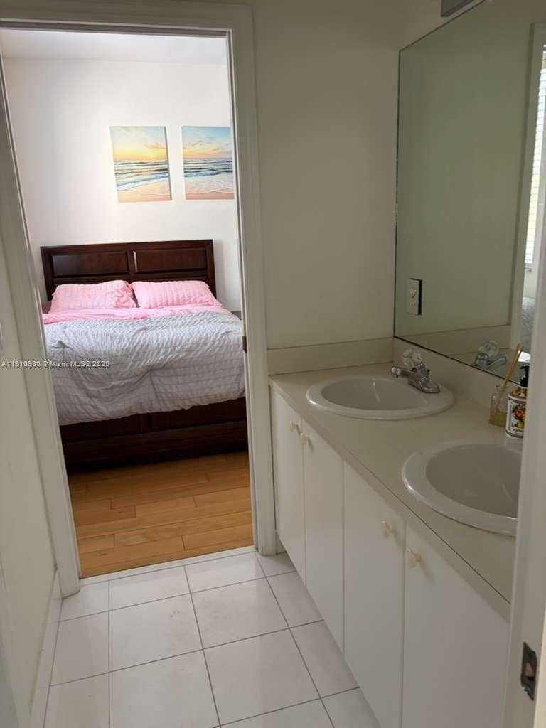 Small Image of 8666 NORTH WEST 114TH CT #8666, Doral Number 36