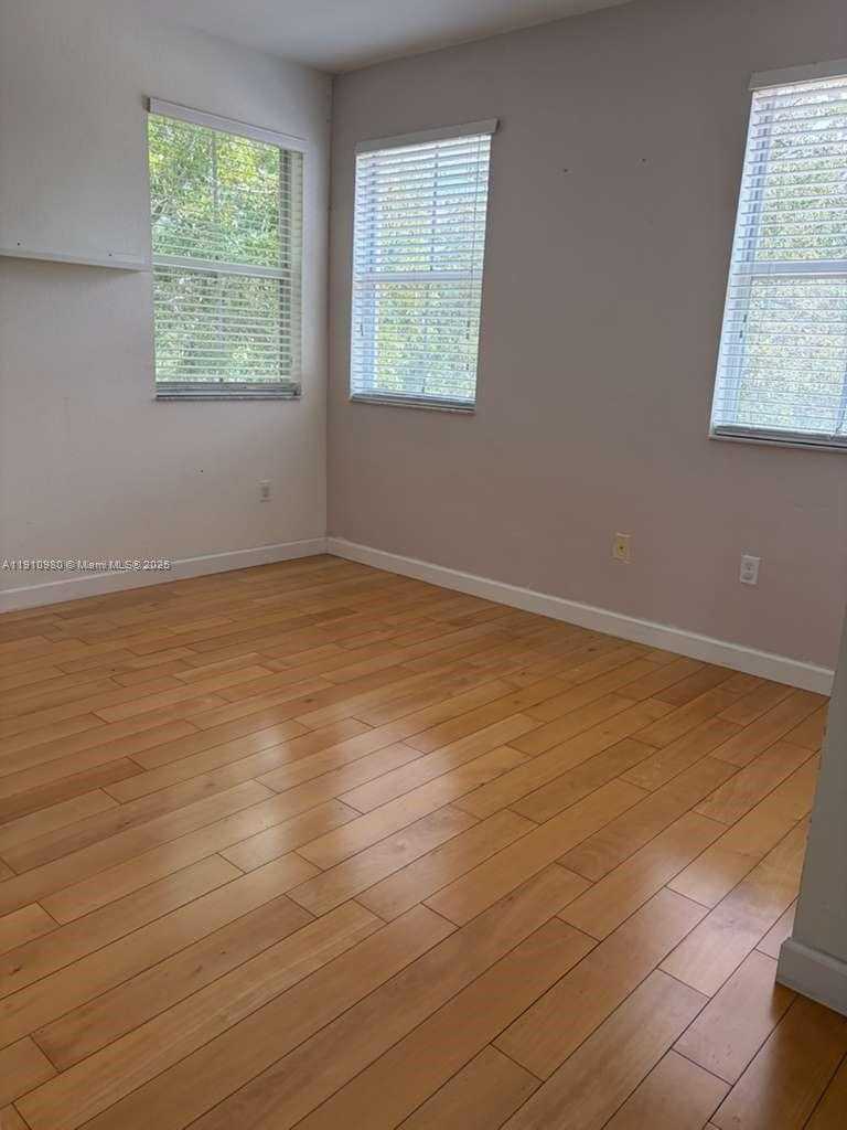 Small Image of 8666 NORTH WEST 114TH CT #8666, Doral Number 37