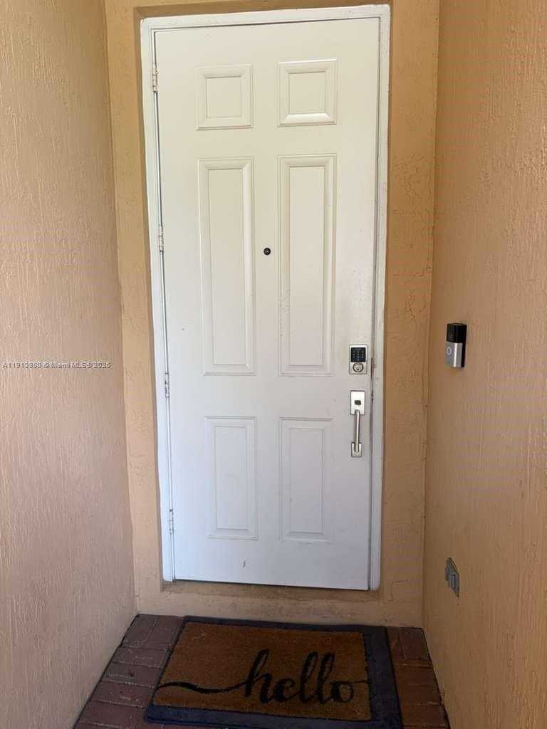 Small Image of 8666 NORTH WEST 114TH CT #8666, Doral Number 4