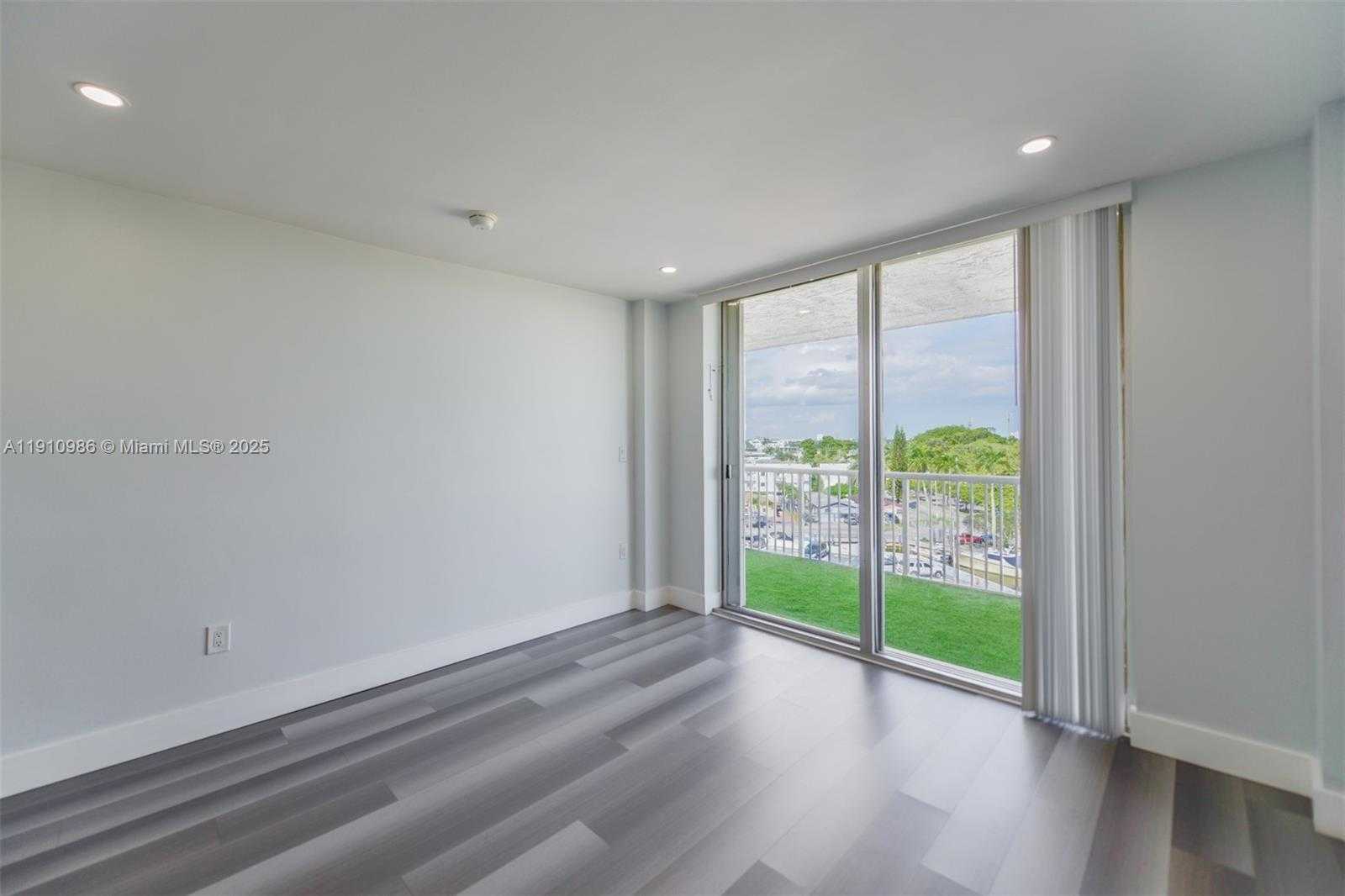 Small Image of 1800 NORTH WEST 24TH AVE #712, Miami Number 4