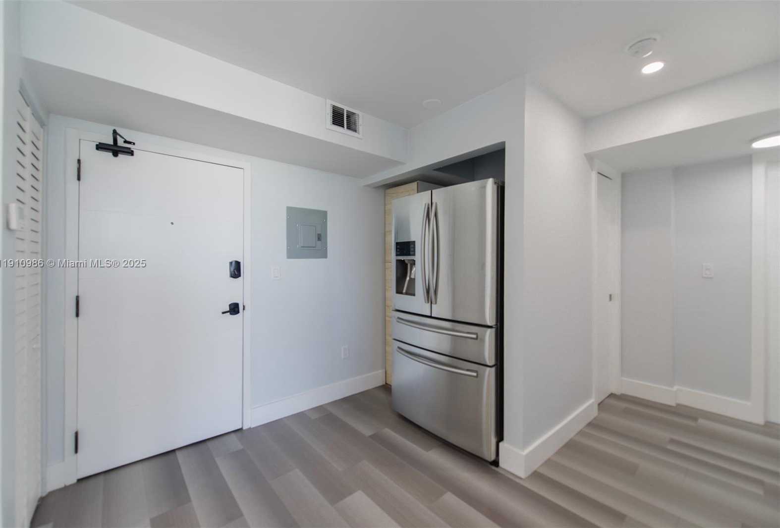 Small Image of 1800 NORTH WEST 24TH AVE #712, Miami Number 6