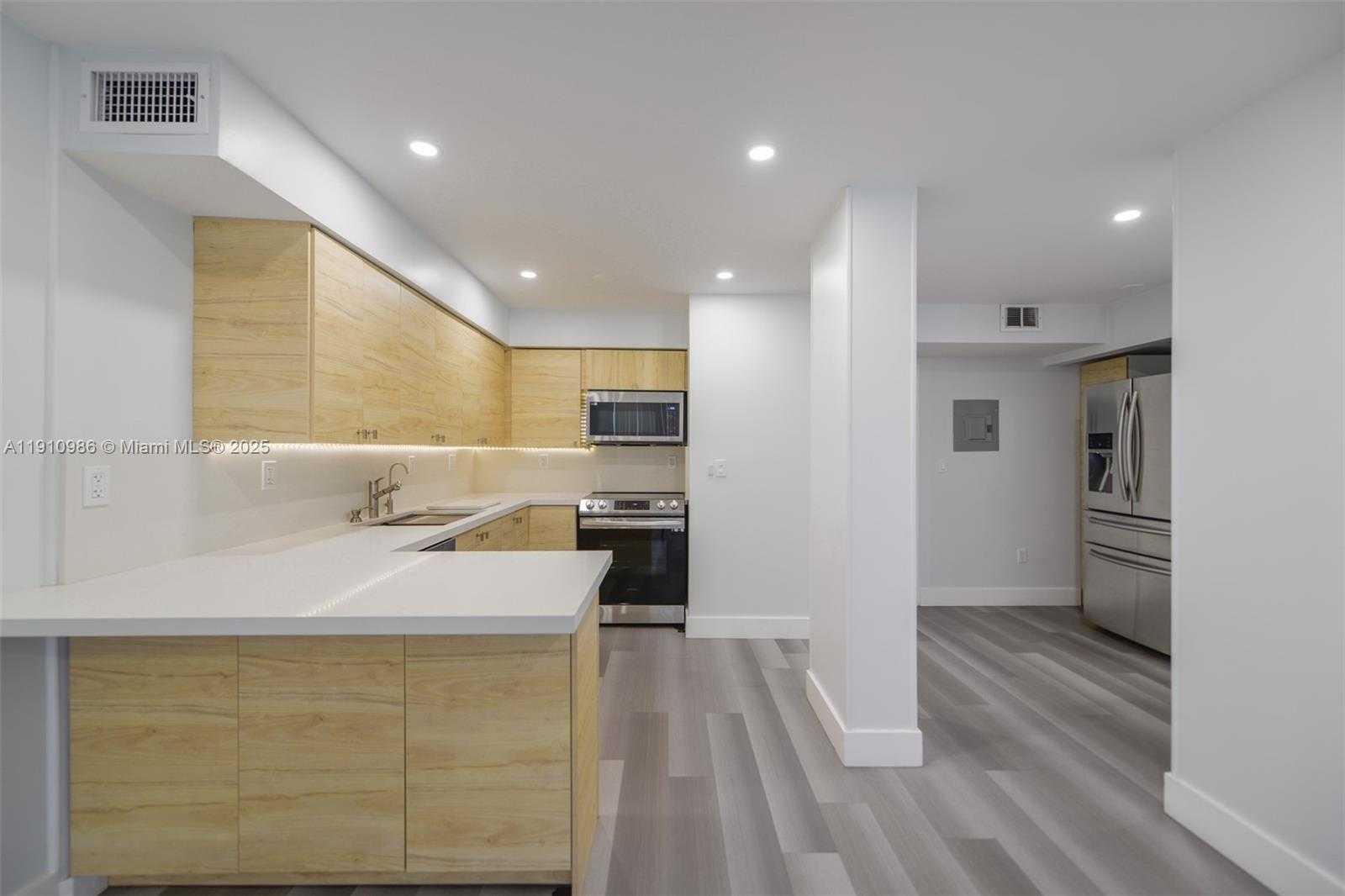 Small Image of 1800 NORTH WEST 24TH AVE #712, Miami Number 8