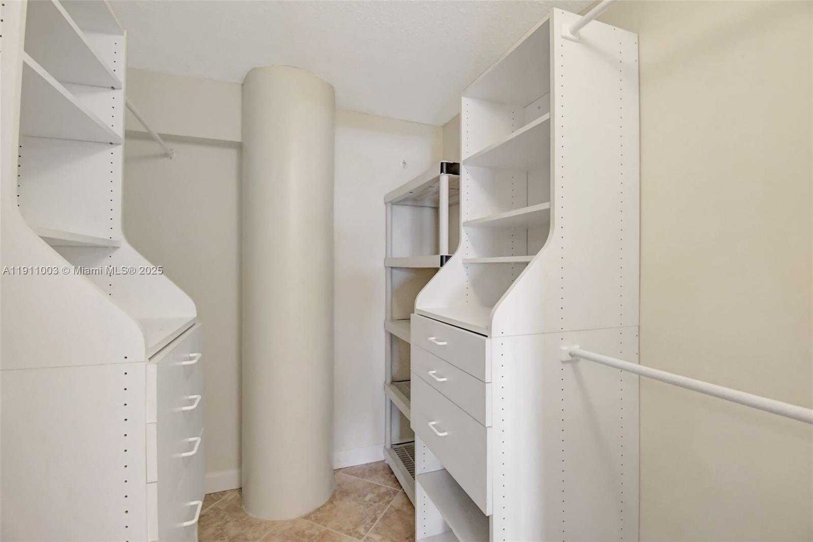 Small Image of 300 THREE ISLANDS BLVD #518, Hallandale Beach Number 17