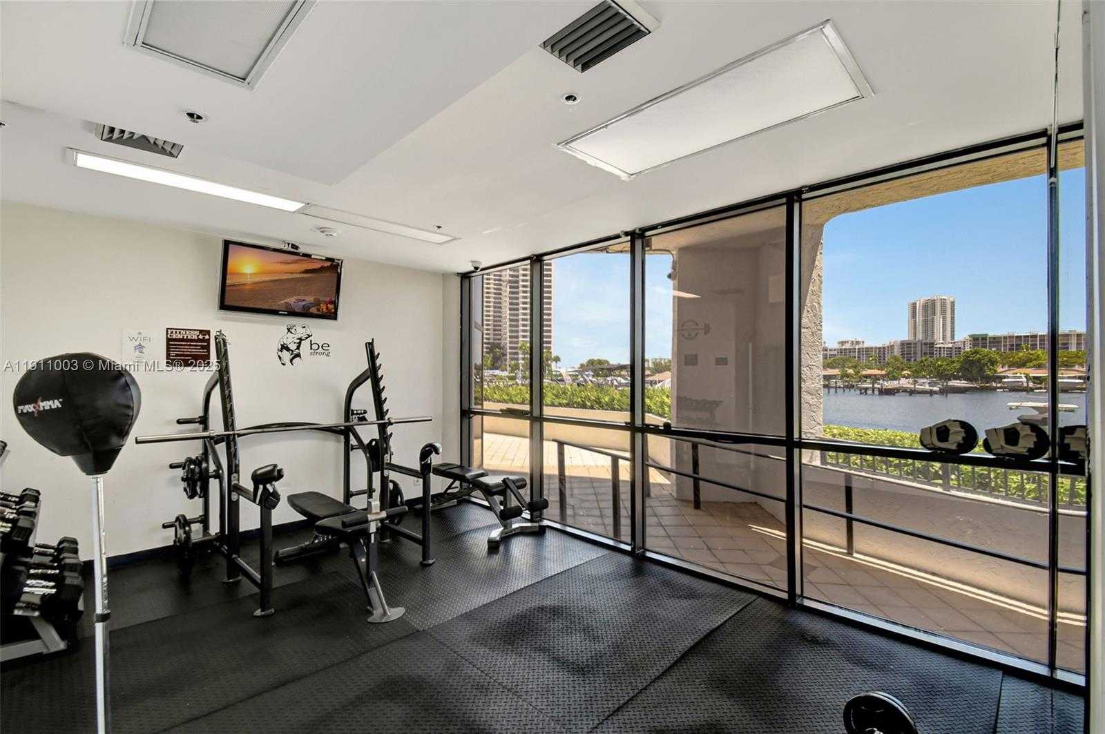 Small Image of 300 THREE ISLANDS BLVD #518, Hallandale Beach Number 31