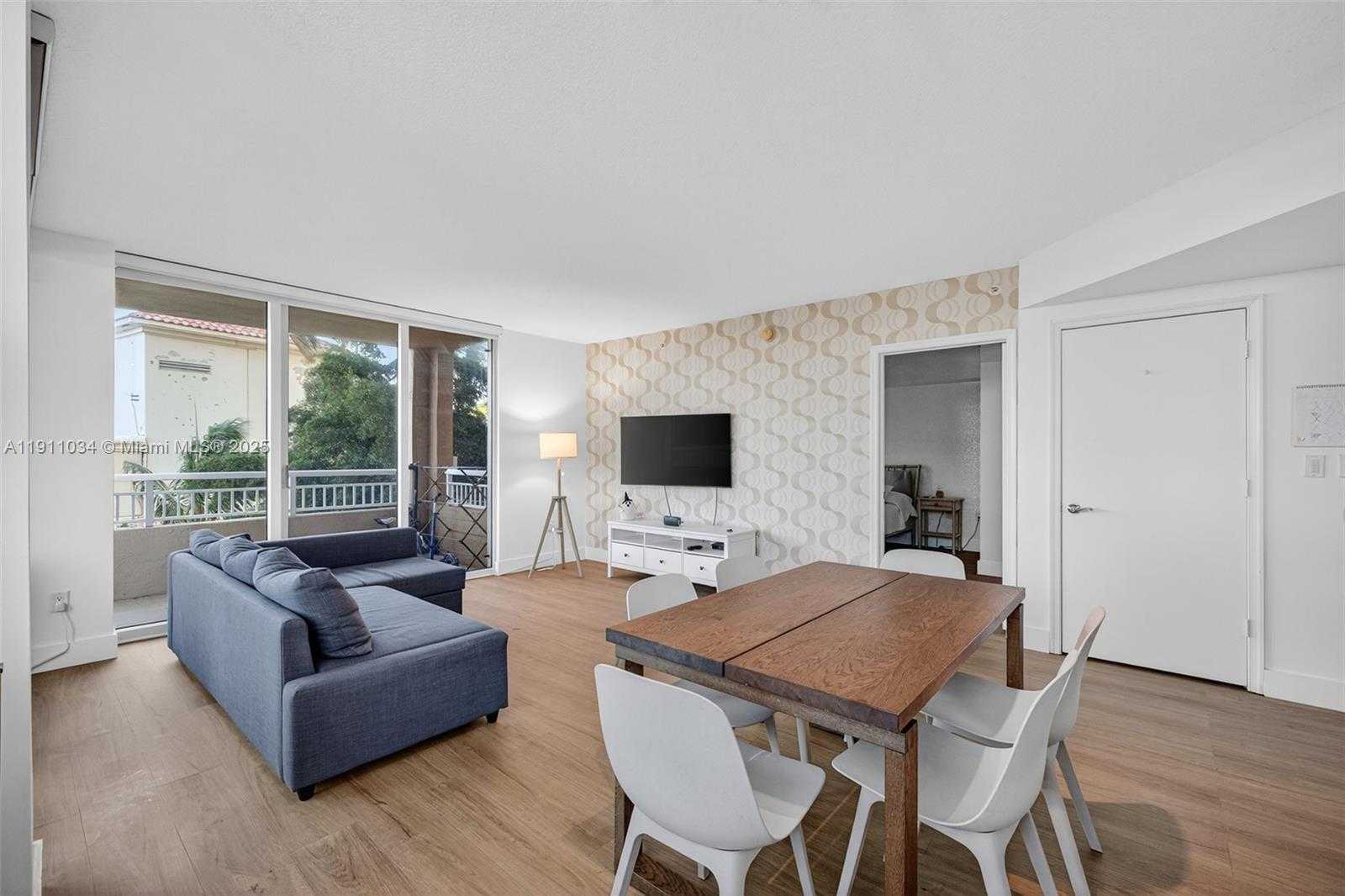 Small Image of 19501 WEST COUNTRY CLUB DR #313, Aventura Number 15