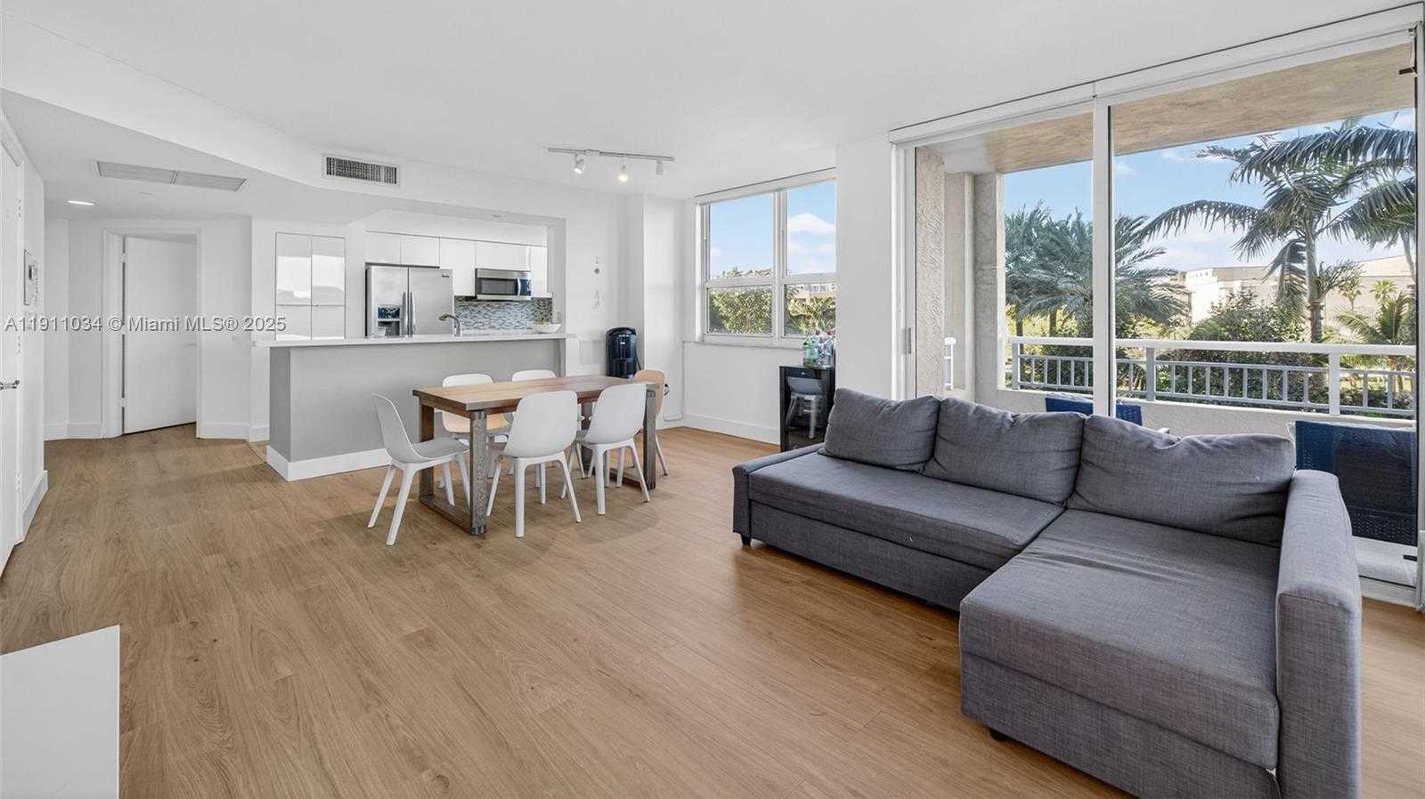 Small Image of 19501 WEST COUNTRY CLUB DR #313, Aventura Number 17