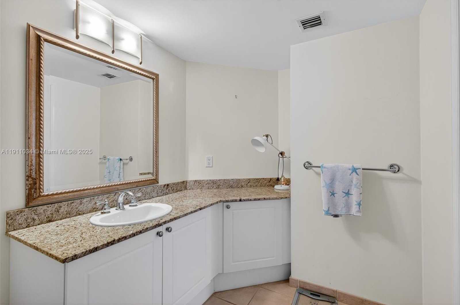 Small Image of 19501 WEST COUNTRY CLUB DR #313, Aventura Number 35