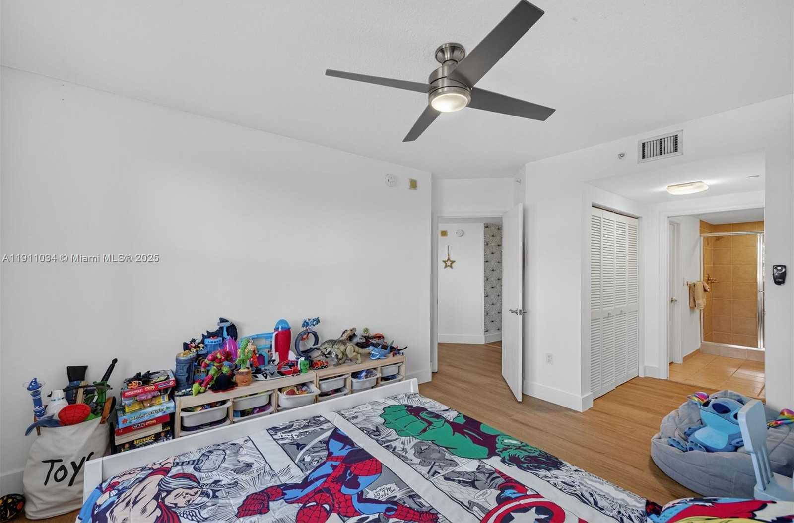 Small Image of 19501 WEST COUNTRY CLUB DR #313, Aventura Number 40