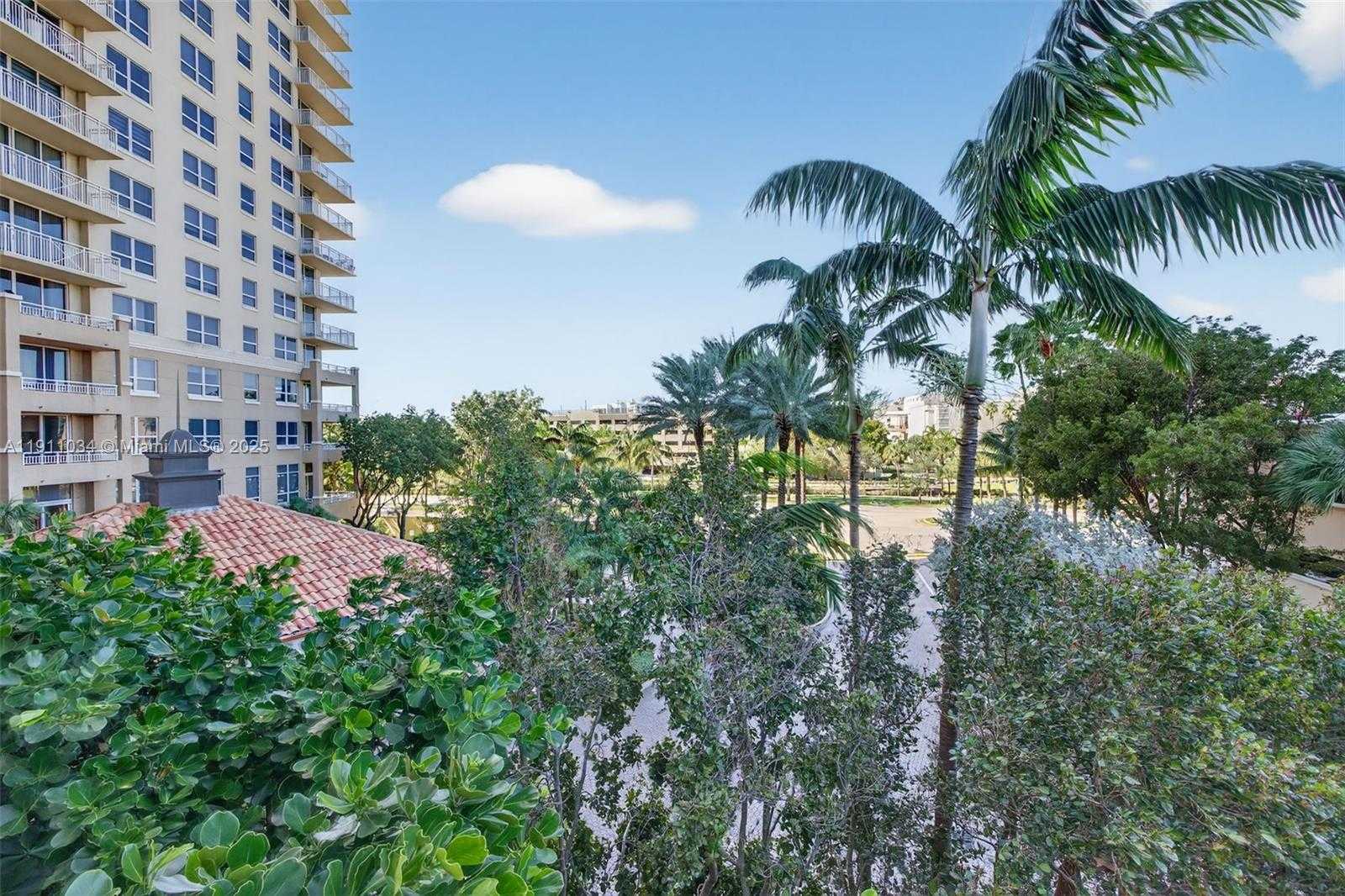 Small Image of 19501 WEST COUNTRY CLUB DR #313, Aventura Number 48