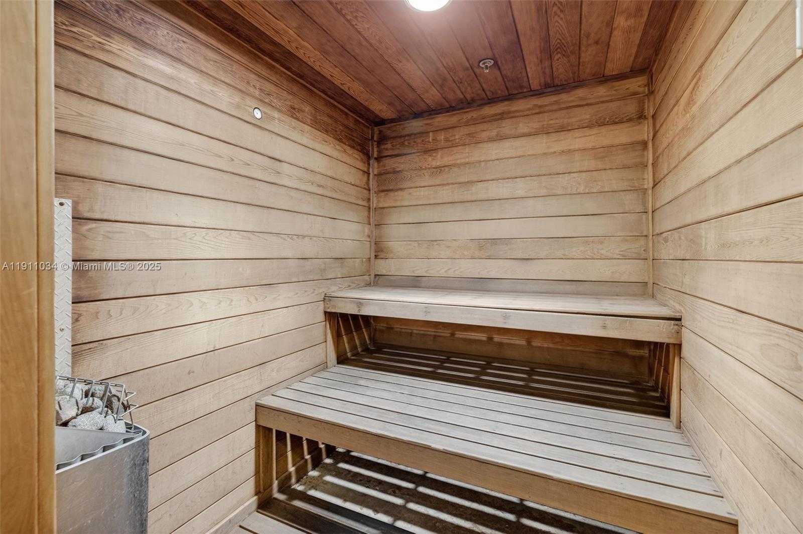 Small Image of 19501 WEST COUNTRY CLUB DR #313, Aventura Number 60