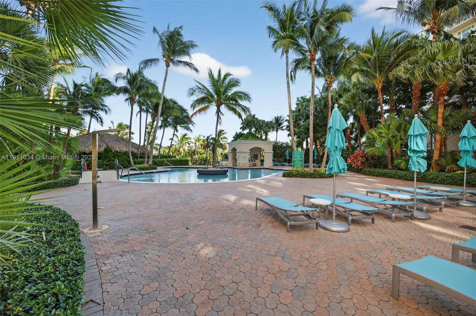 Small Image of 19501 WEST COUNTRY CLUB DR #313, Aventura Number 63