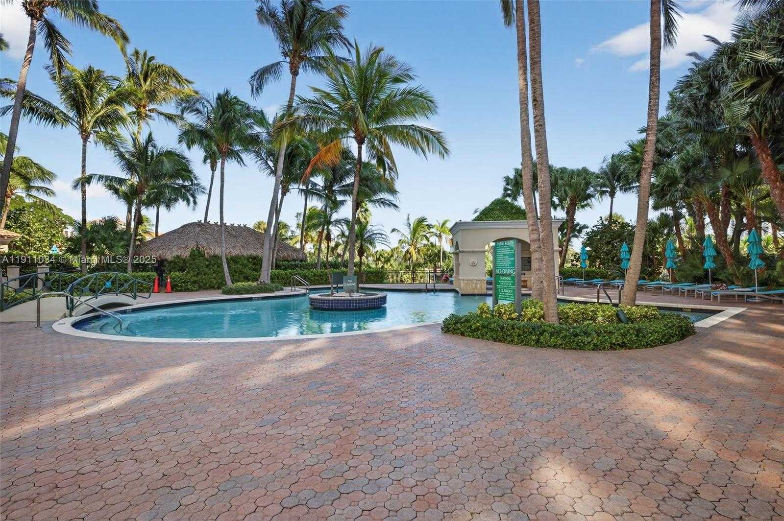 Small Image of 19501 WEST COUNTRY CLUB DR #313, Aventura Number 64