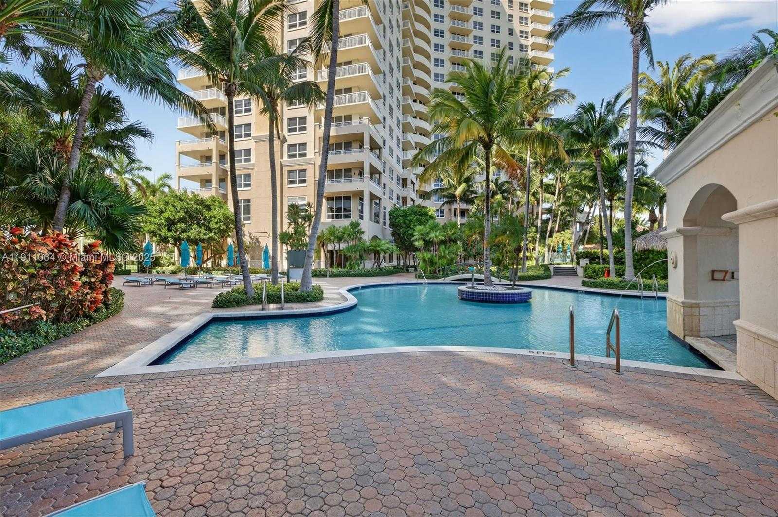 Small Image of 19501 WEST COUNTRY CLUB DR #313, Aventura Number 65