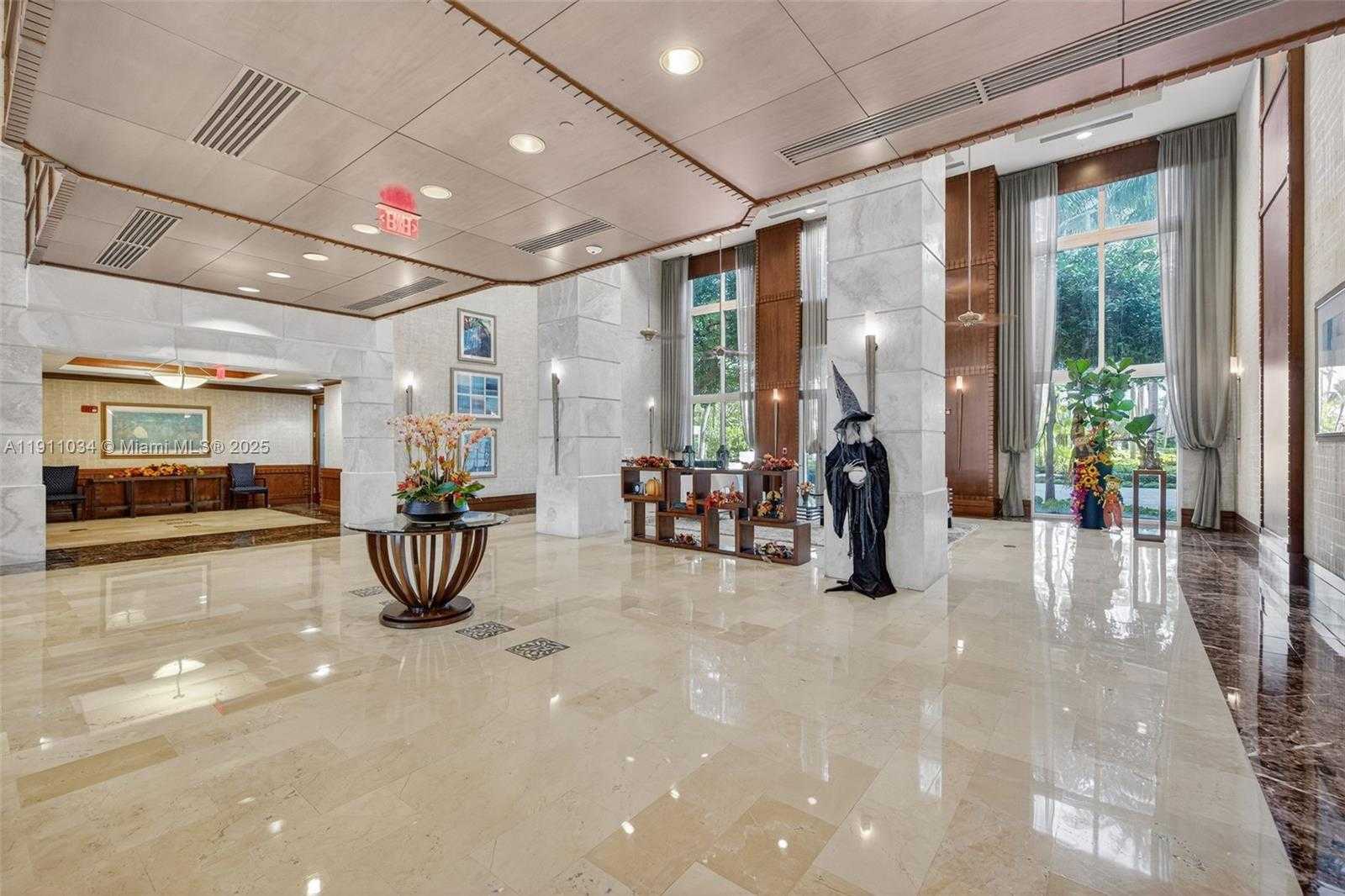 Small Image of 19501 WEST COUNTRY CLUB DR #313, Aventura Number 9