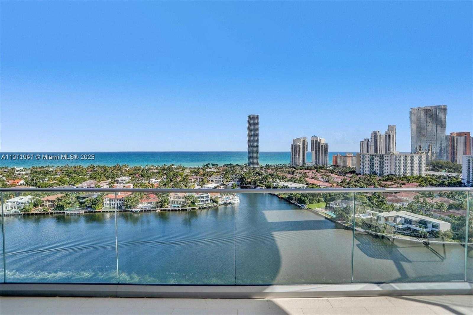 Small Image of 19707 TURNBERRY WAY #21E, Aventura Number 1