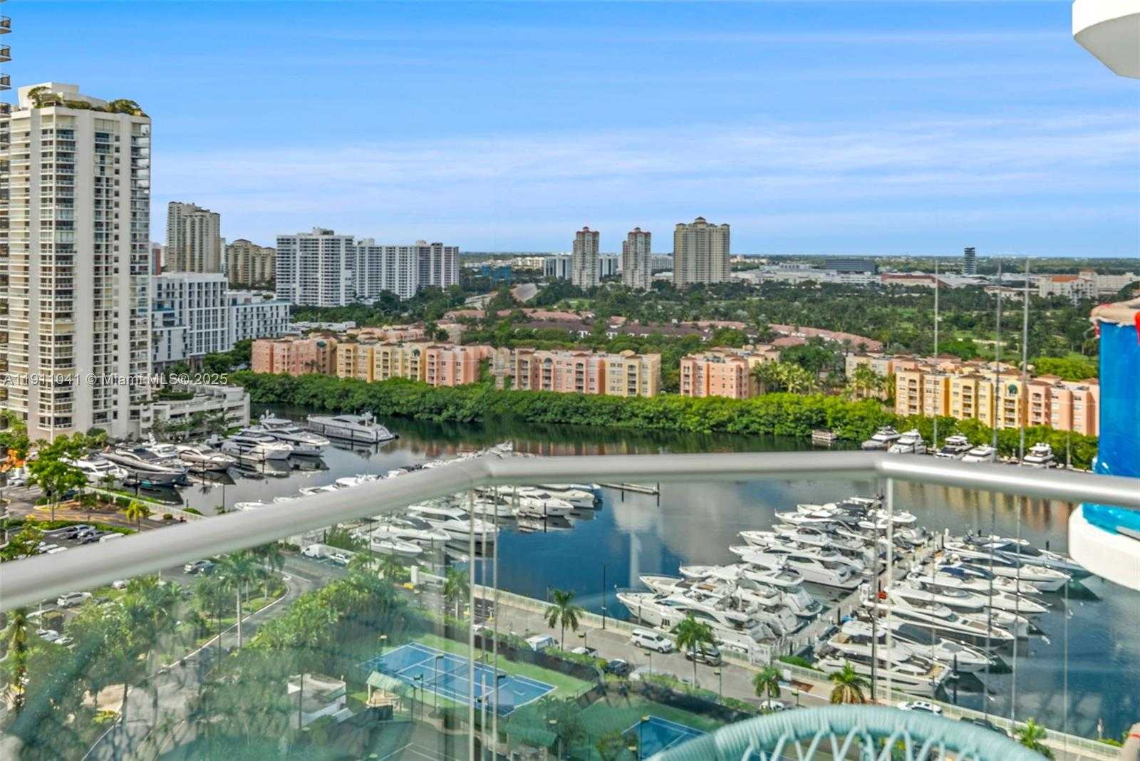 Small Image of 19707 TURNBERRY WAY #21E, Aventura Number 20