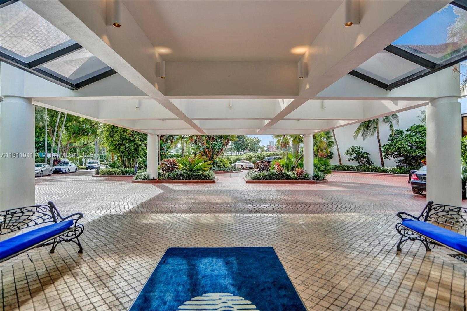 Small Image of 19707 TURNBERRY WAY #21E, Aventura Number 38