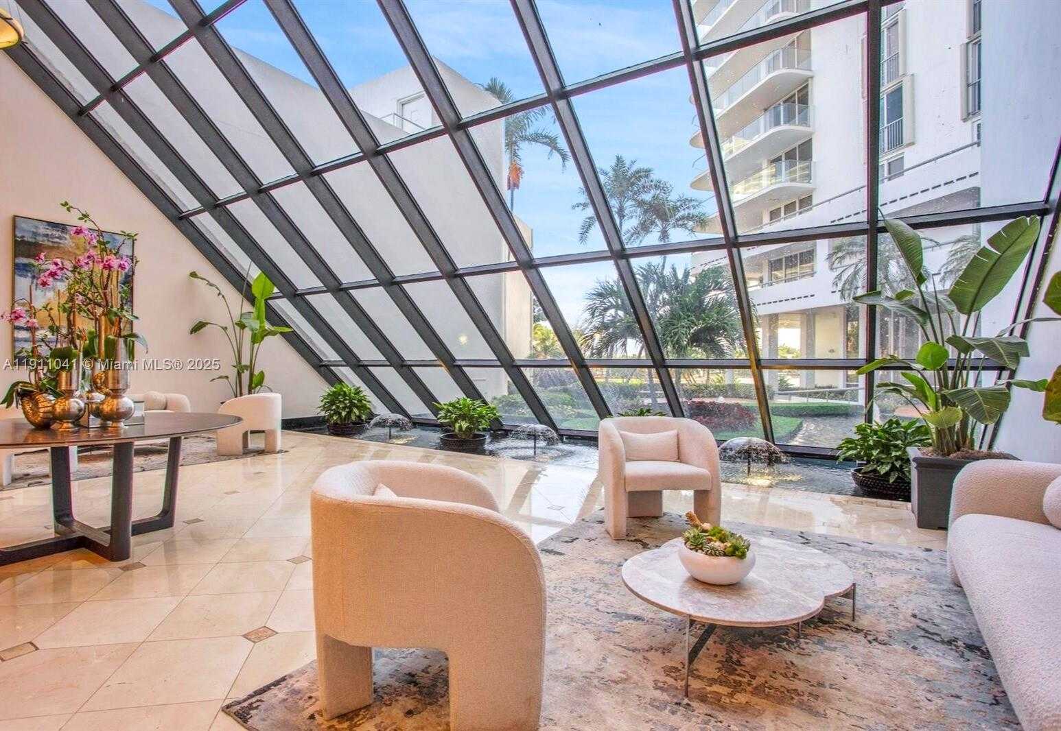Small Image of 19707 TURNBERRY WAY #21E, Aventura Number 39