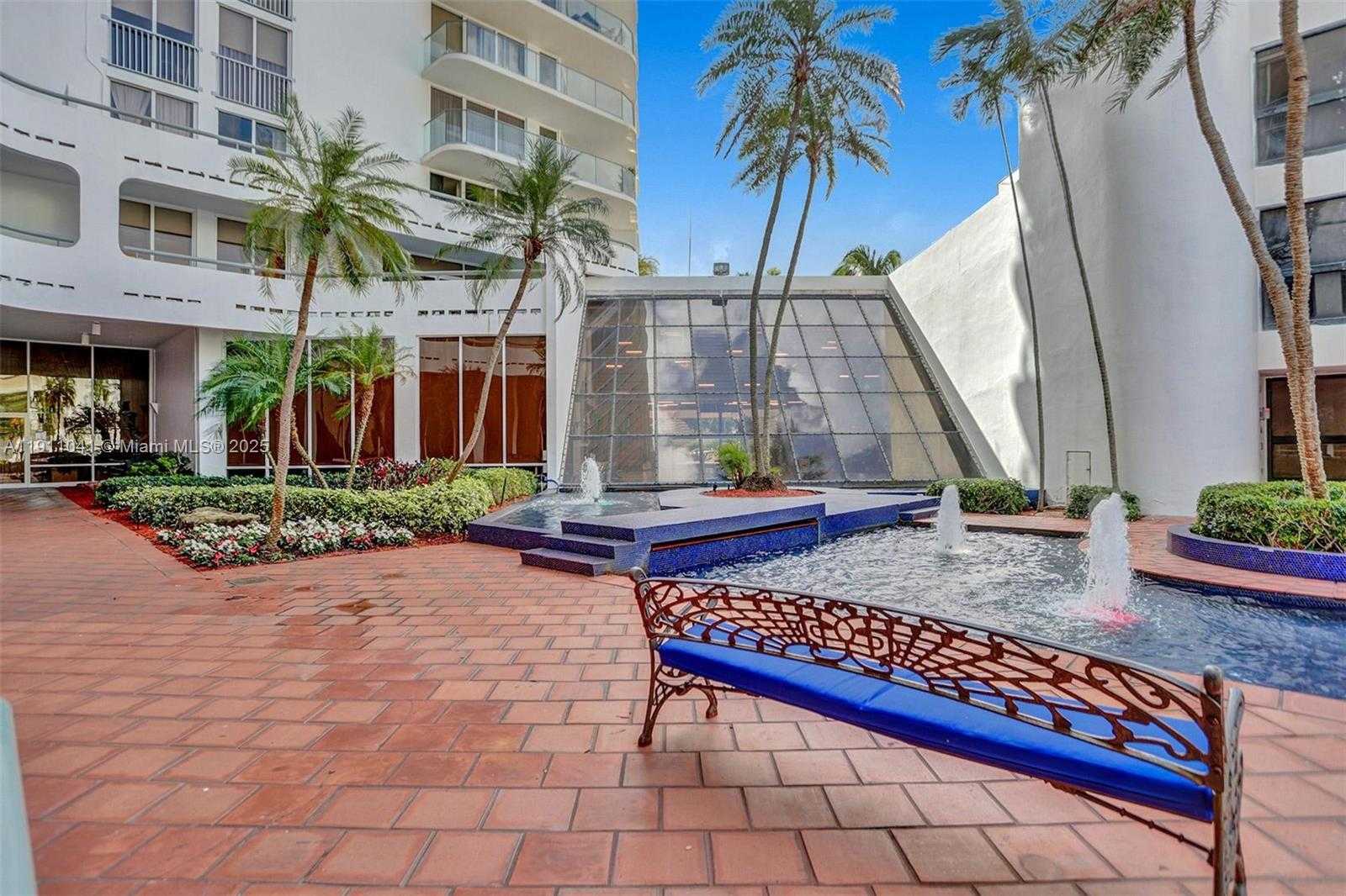 Small Image of 19707 TURNBERRY WAY #21E, Aventura Number 40