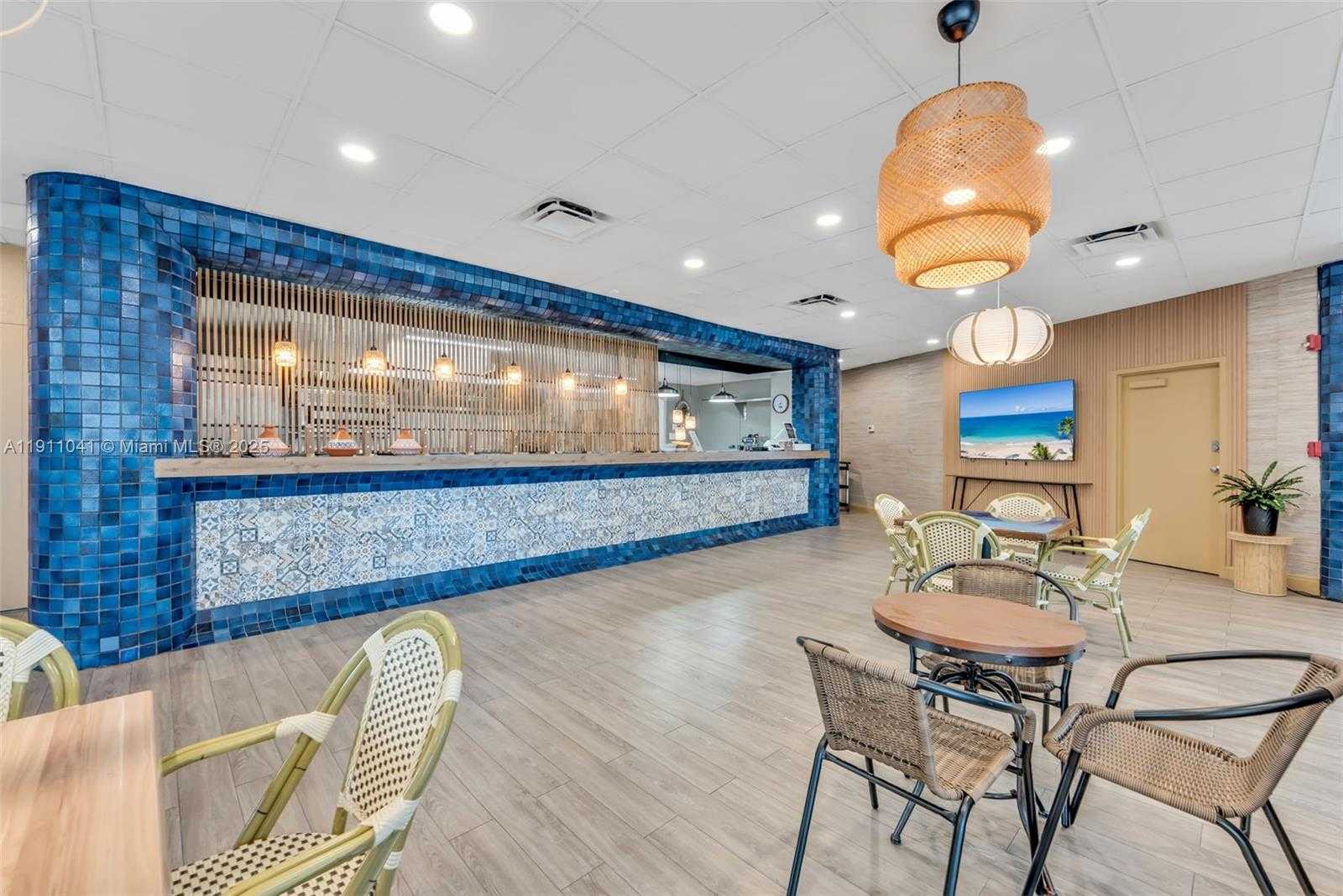 Small Image of 19707 TURNBERRY WAY #21E, Aventura Number 46