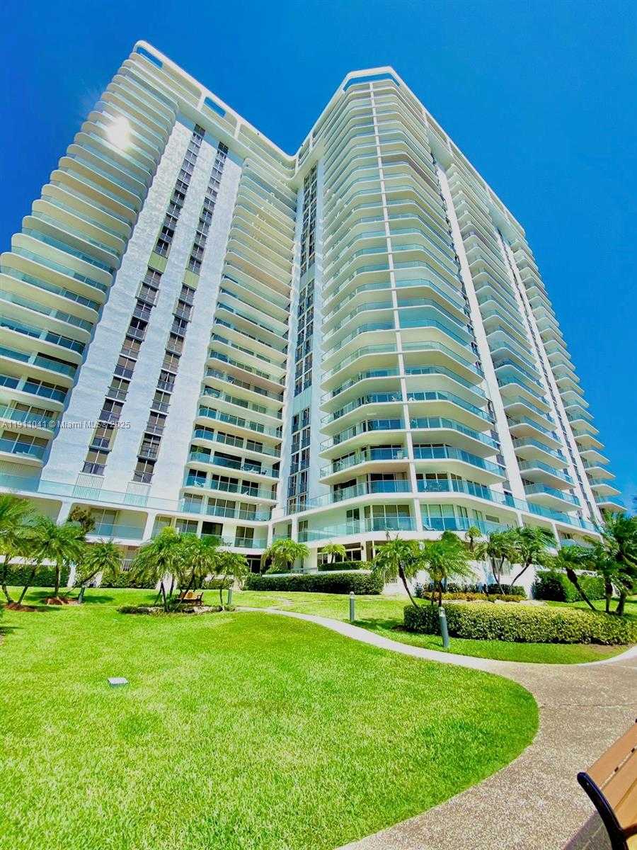 Small Image of 19707 TURNBERRY WAY #21E, Aventura Number 65