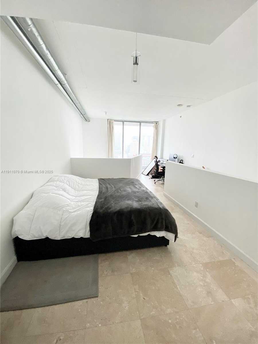 Small Image of 690 SOUTH WEST 1ST CT #1715, Miami Number 10