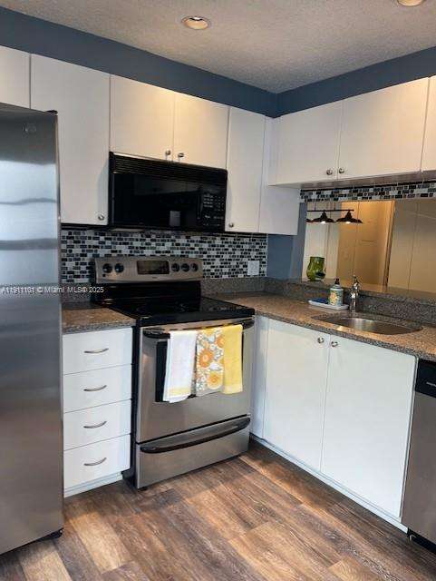 Small Image of 20900 LEEWARD CT #213-1, Aventura Number 7