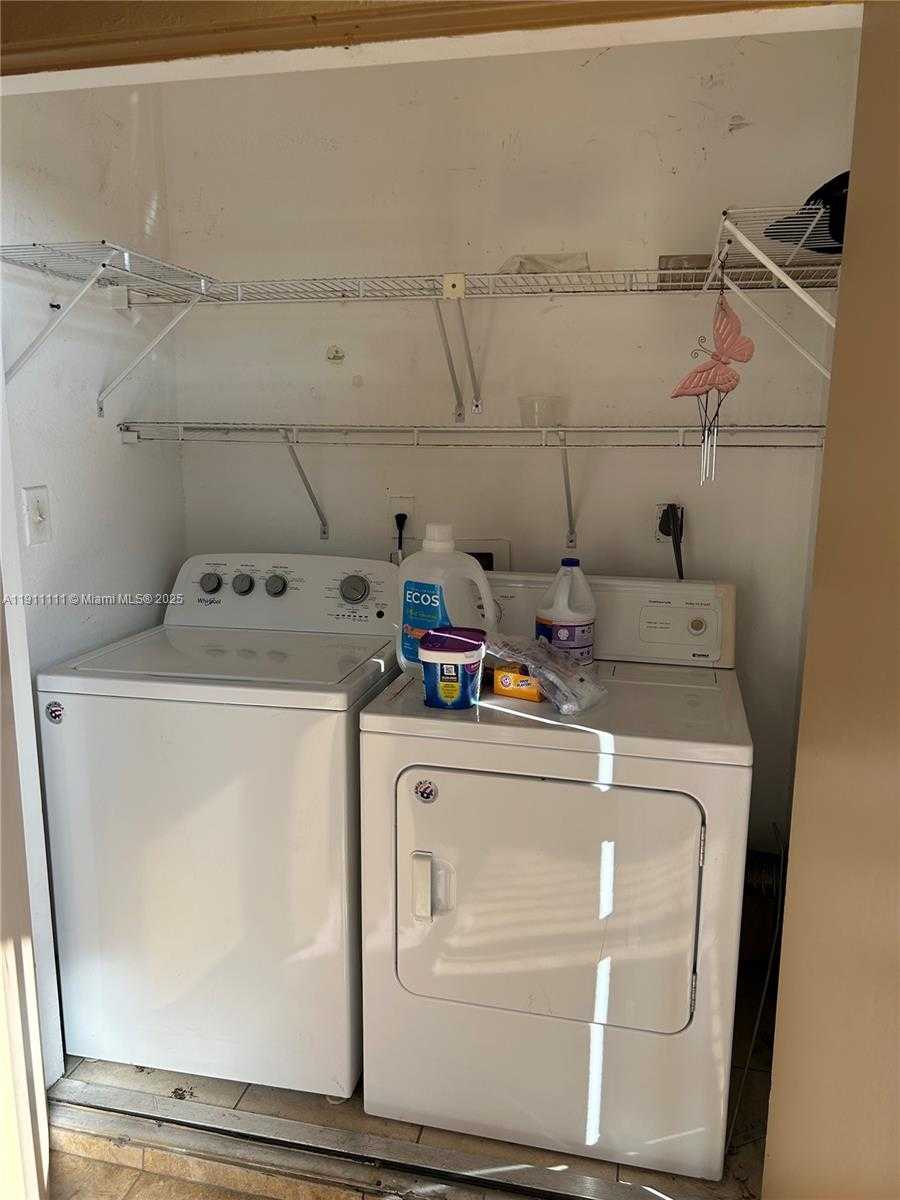 Small Image of 15551 SOUTH WEST 104TH TER #822, Miami Number 8