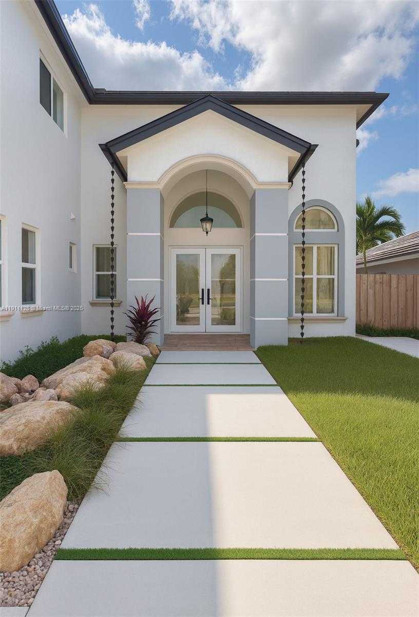 Small Image of 14848 SOUTH WEST 180TH ST, Miami Number 2
