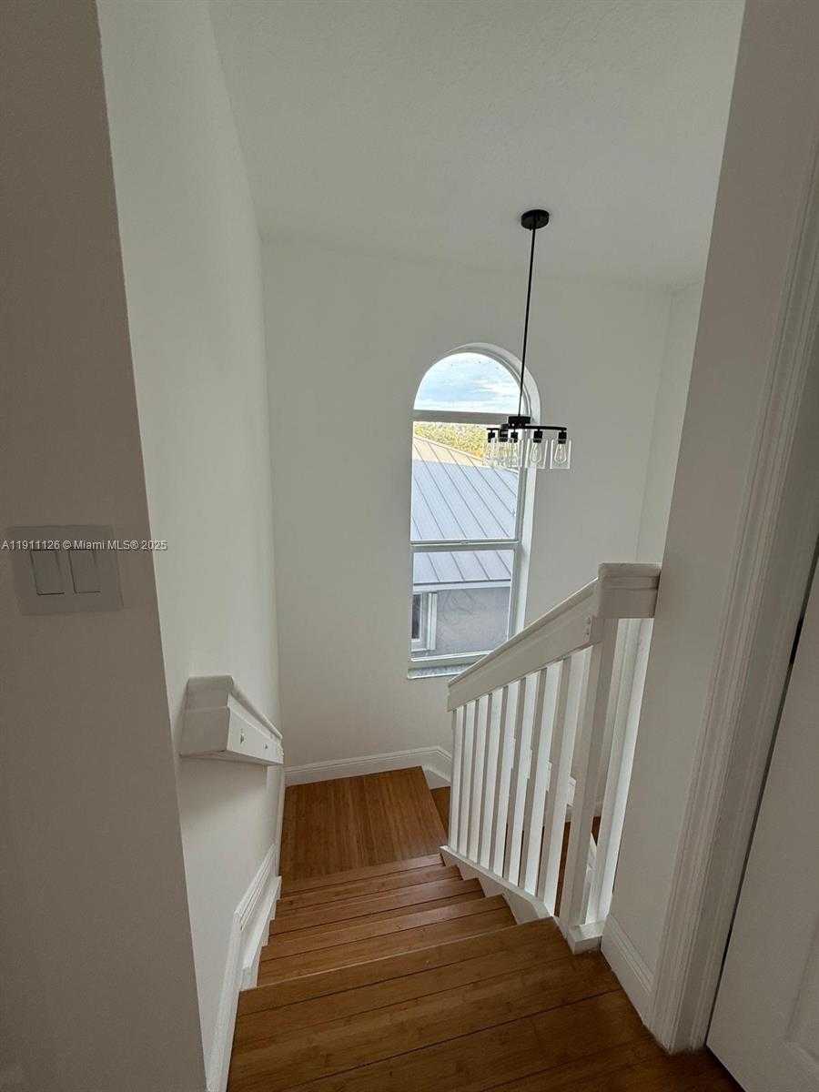 Small Image of 14848 SOUTH WEST 180TH ST, Miami Number 9