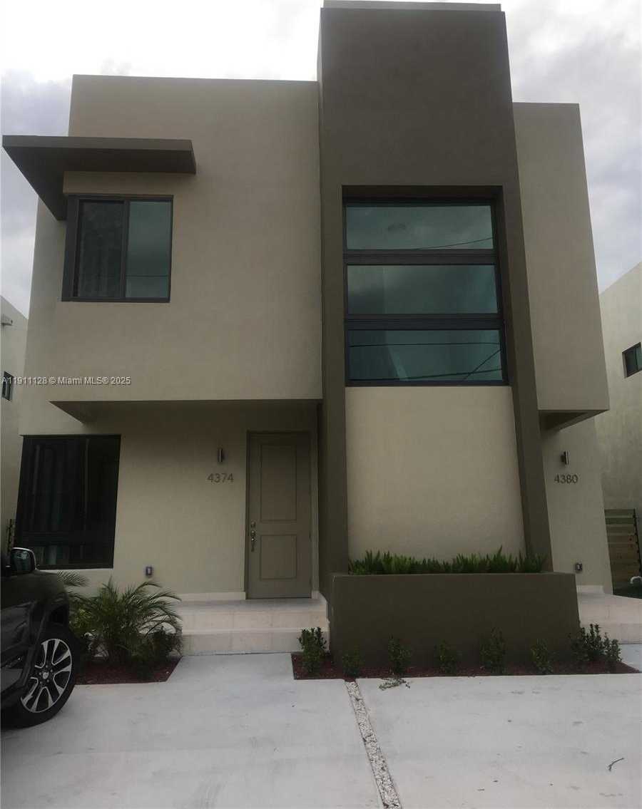 Small Image of 4374 EAST 10TH AVE #4374, Hialeah Number 3