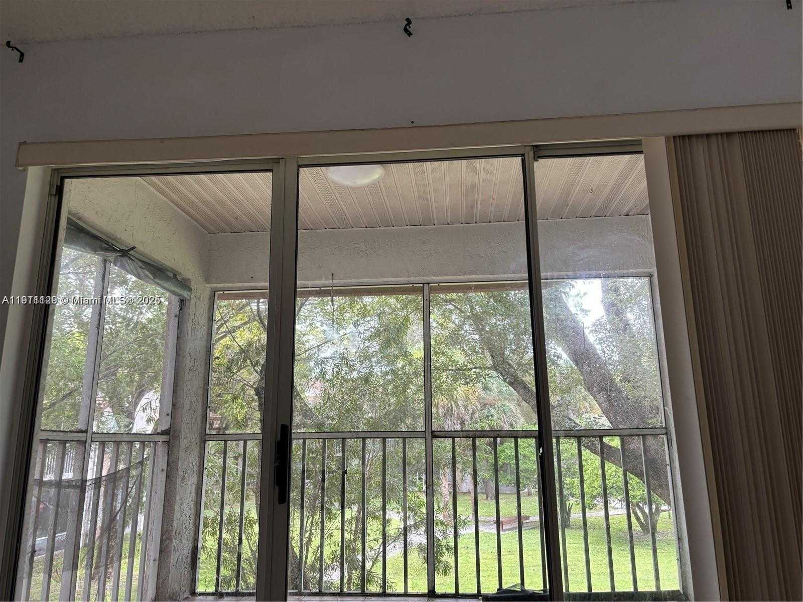 Small Image of 9081 SOUTH WEST 138TH PL #9081, Miami Number 2