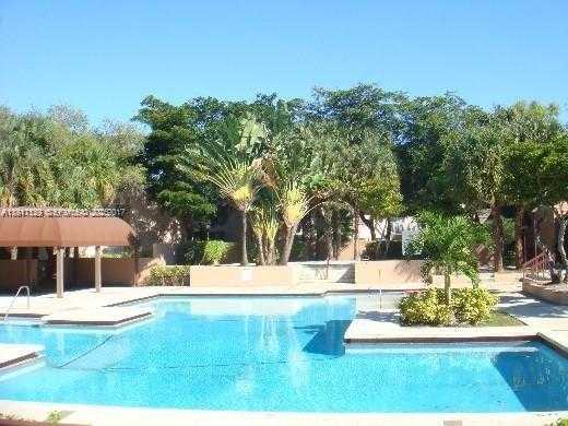 Small Image of 9081 SOUTH WEST 138TH PL #9081, Miami Number 23