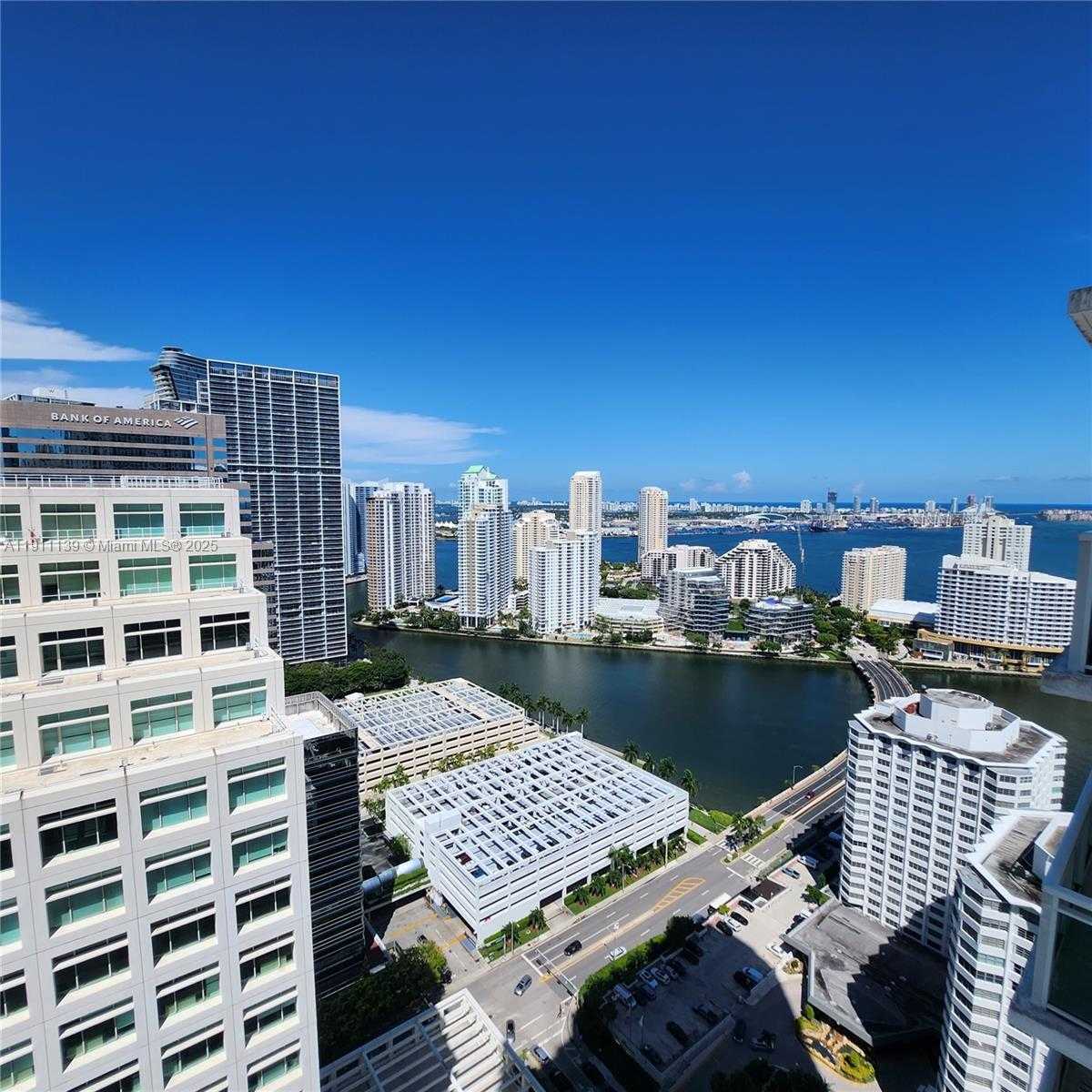 Small Image of 950 BRICKELL BAY DR #3702, Miami Number 19