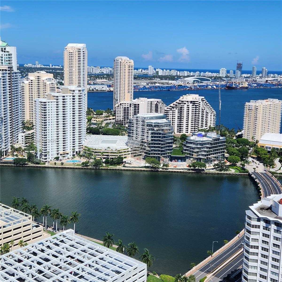 Small Image of 950 BRICKELL BAY DR #3702, Miami Number 20
