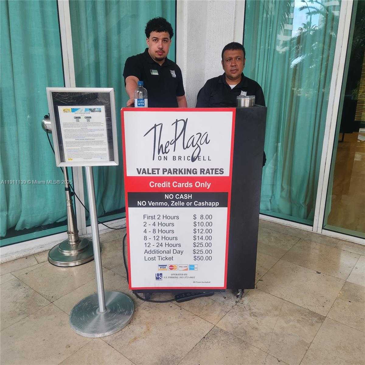 Small Image of 950 BRICKELL BAY DR #3702, Miami Number 41