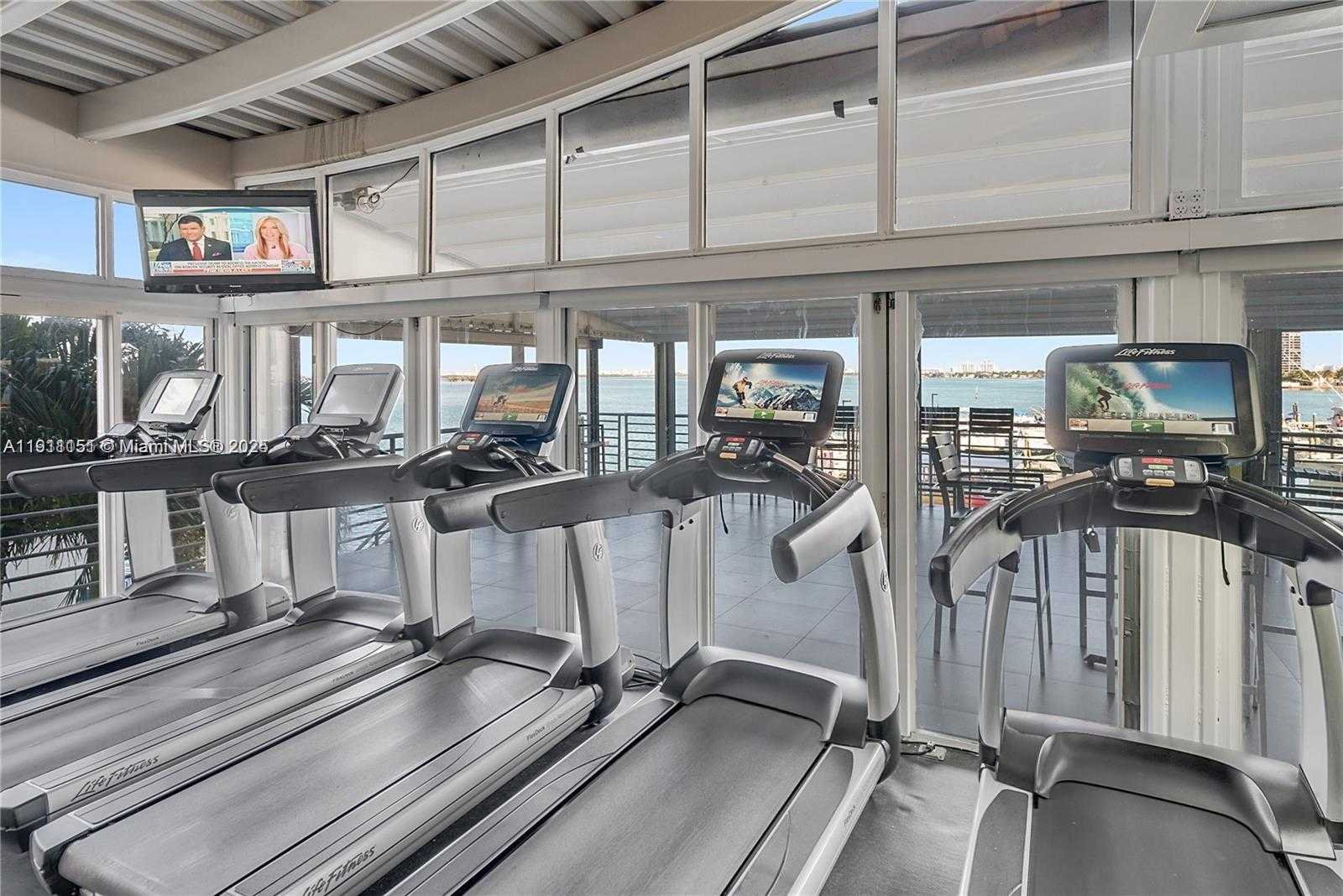 Small Image of 1717 NORTH BAYSHORE DR #A-1950, Miami Number 32