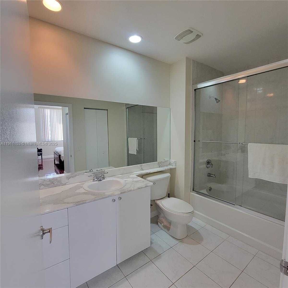 Small Image of 2775 NORTH EAST 187TH ST #PH22, Aventura Number 18