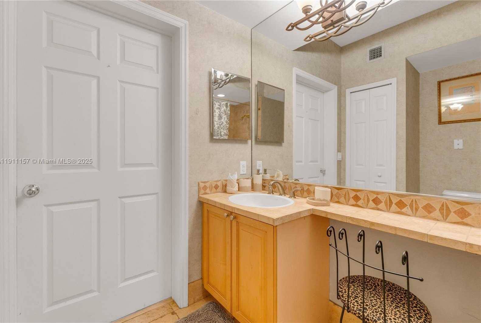 Small Image of 3235 NORTH EAST 184TH ST #11103, Aventura Number 4