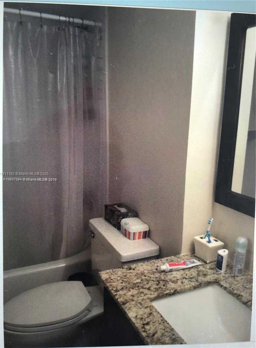 Small Image of 150 SOUTH EAST 25TH RD #4C, Miami Number 6