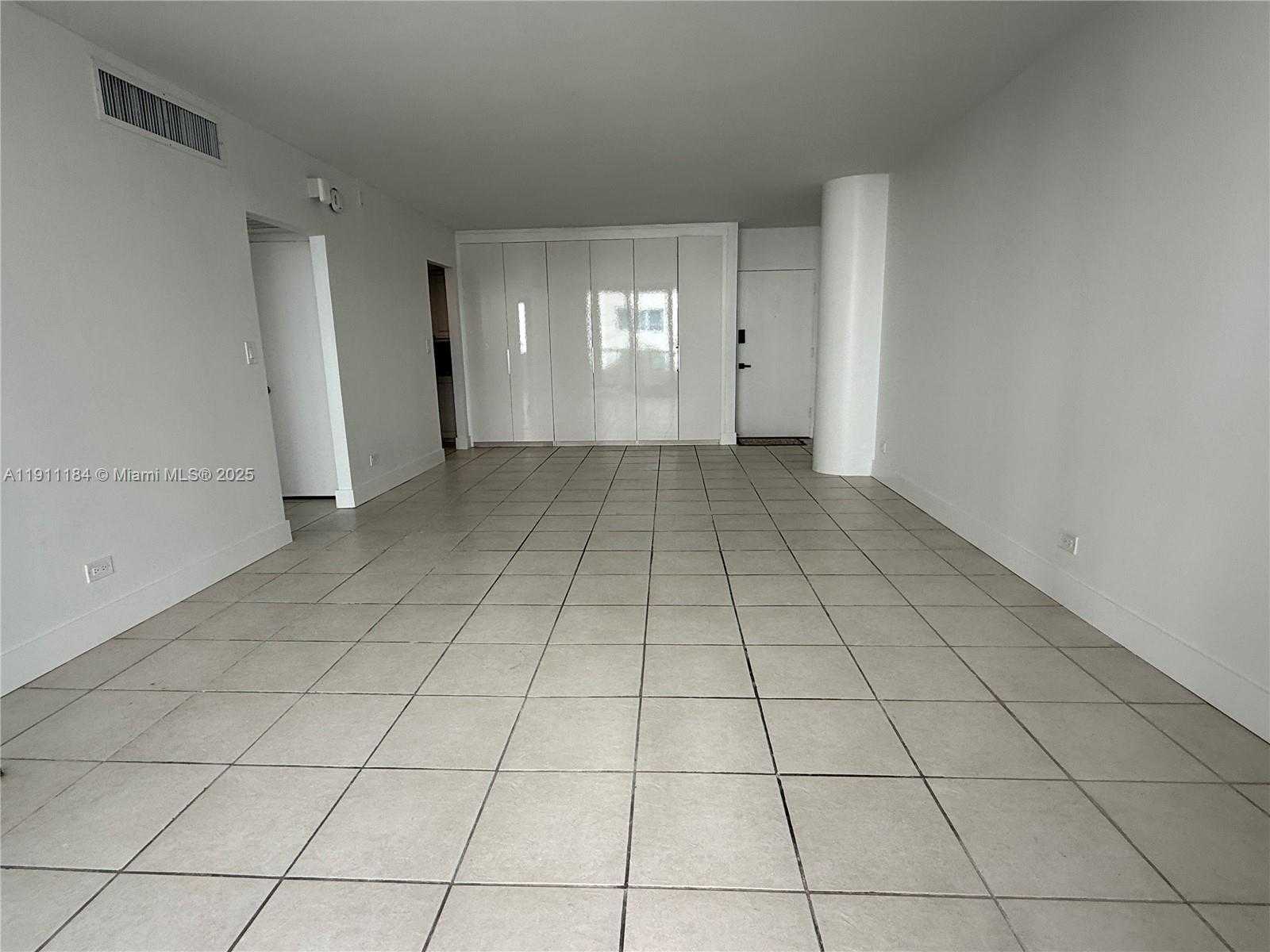 Small Image of 5005 COLLINS AVE #823, Miami Beach Number 12